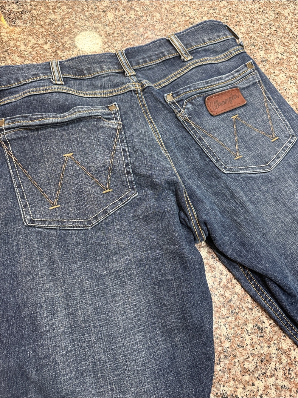 Wrangler Men's Dark Blue Slim Boot Jeans 32x29 with Signature Back Pocket